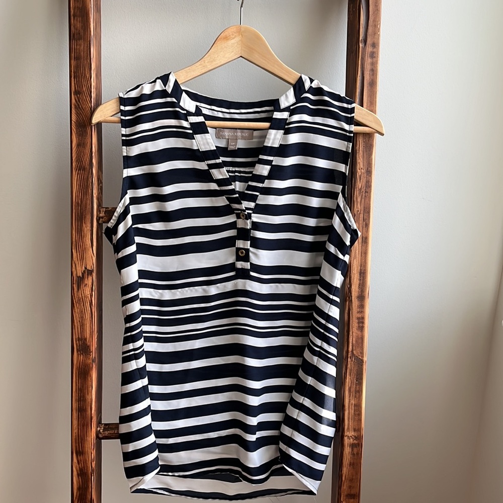 Banana Republic Top